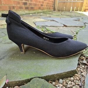 Chic Black Heels for Women
